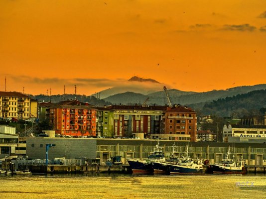 Muelle de Pasai Donibane.Spain..jpg Muelle de Pasai Donibane.Spain..jpg